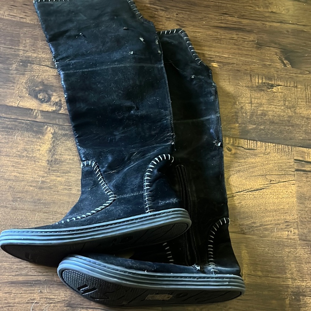 Blowfish black knee high boots w/ stitching